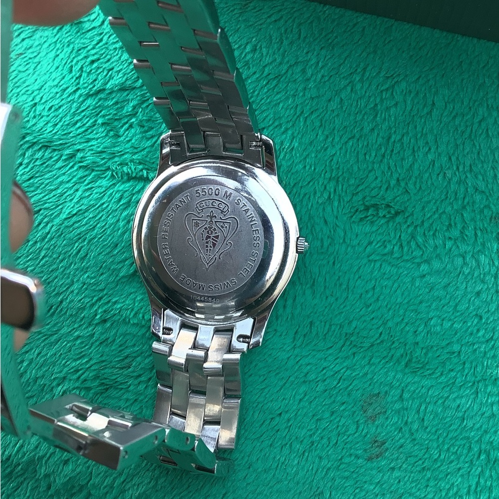 Mens Gucci Stainless Steel watch🖤🤍🖤🤍 - Picture 4 of 11